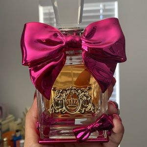 Bowdacious by Juicy Couture 3.4